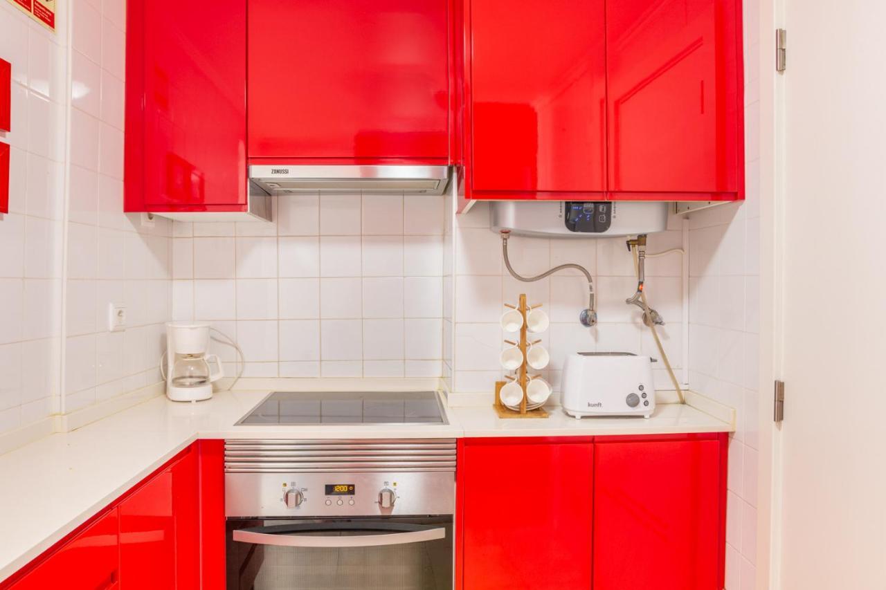 Studio In The Heart Of Alfama! Super Central! Лиссабон Экстерьер фото