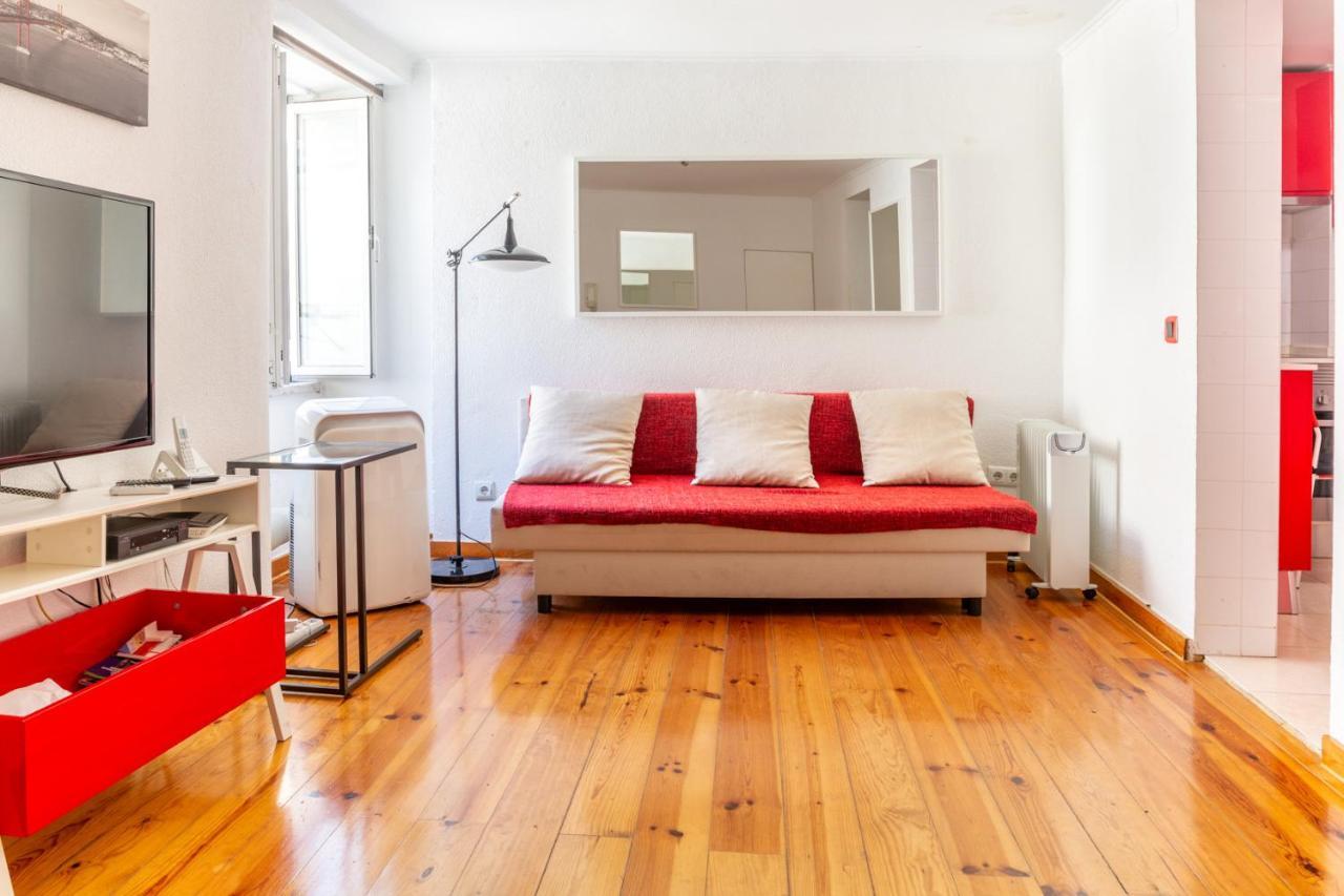 Studio In The Heart Of Alfama! Super Central! Лиссабон Экстерьер фото