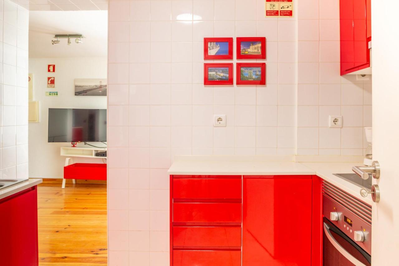 Studio In The Heart Of Alfama! Super Central! Лиссабон Экстерьер фото